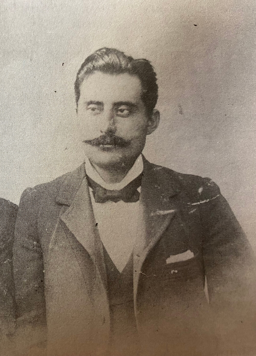 O jovem Dr Francisco Tozzi em 1901 - Águas de Lindóia SP